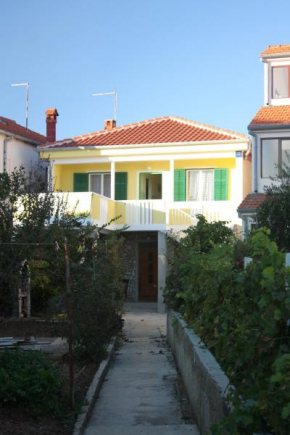 Apartments by the sea Turanj, Biograd - 5740